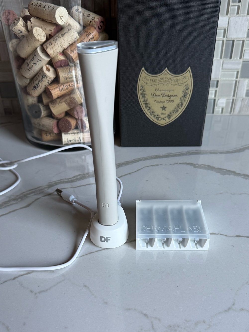 DermaFlash Luxe Device and blades